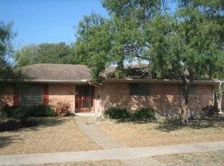 1126 Clarion Dr, Corpus Christi, TX 78412