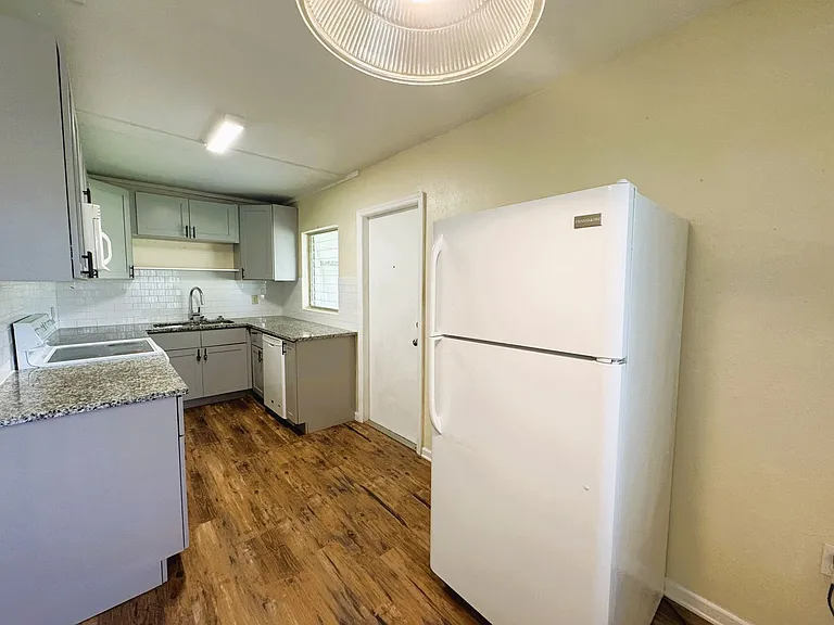 4380 Conway Blvd — Photo 5