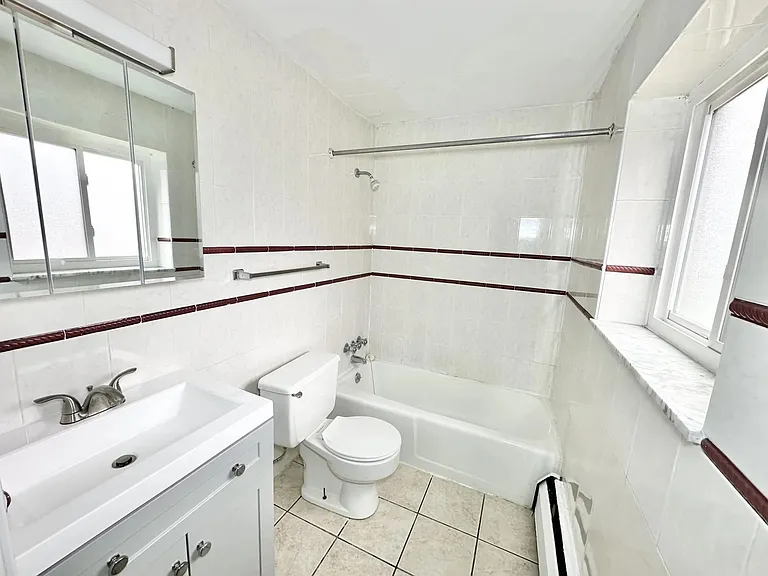 1BR (Unit 18)
