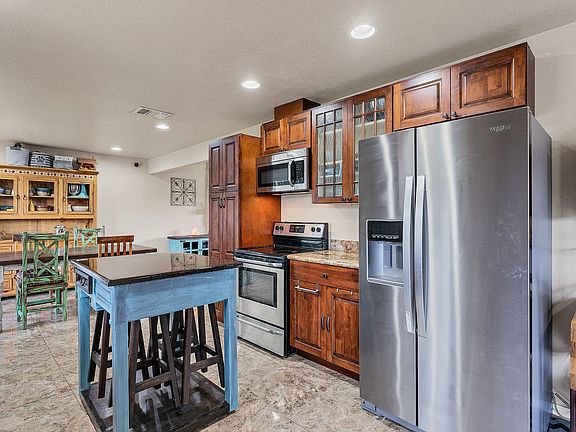 5th image of 14414 Allwood St