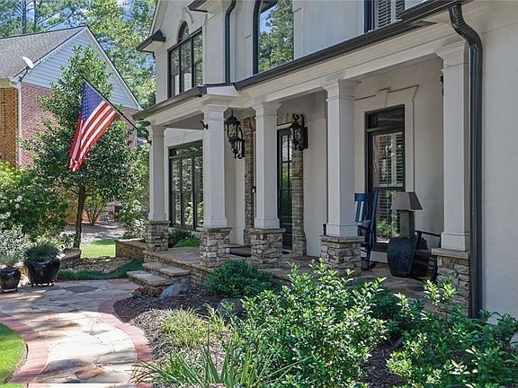 4th image of 4045 Inverness Xing