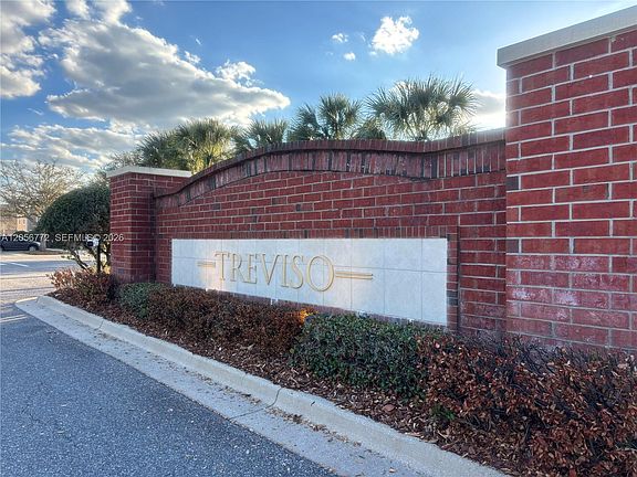 5th image of 362 Carina Cir #362