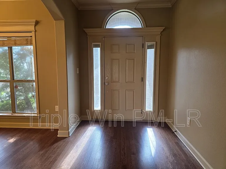 1901 Hidden Creek Dr — Photo 6