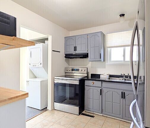 2nd image of 9578 Avery Ln