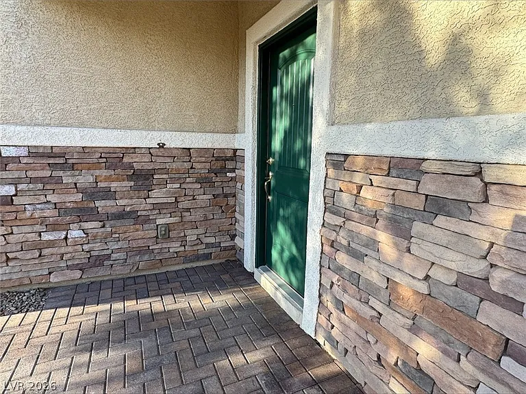 5660 Alta Peak Ct — Photo 3