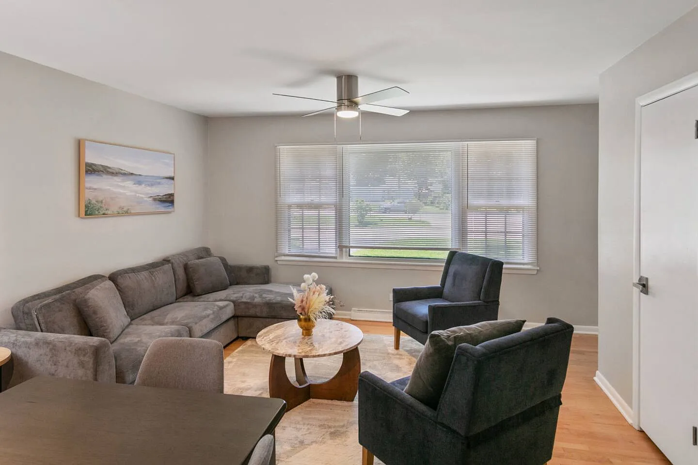 5 bed, 1850 sqft, $6,000 — Photo 1