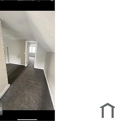 4th image of 3585 E 147th St #3
