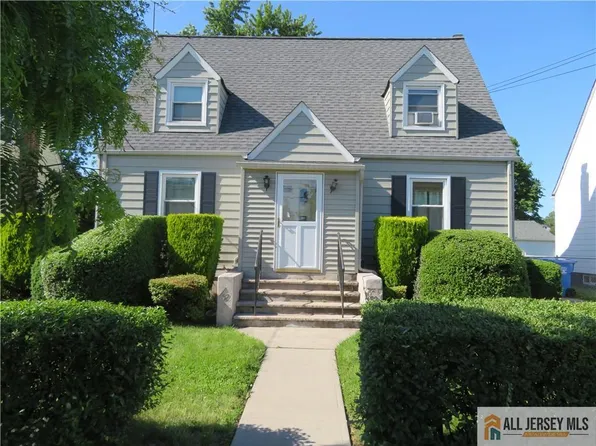52 Avenel St, Avenel, NJ 07001