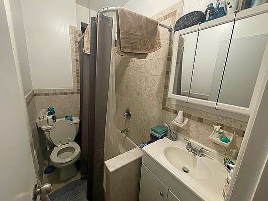 5th image of 32-38 30th St #2D