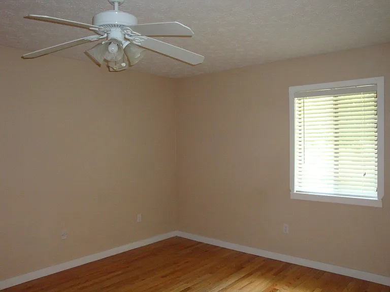 174 Talmadge St #12 — Photo 13