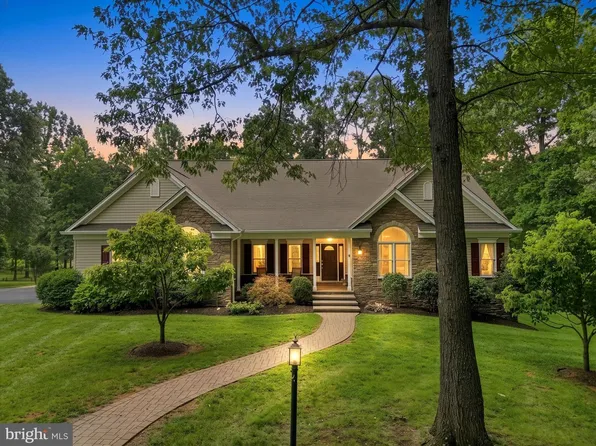 8244 Still Pond Ln, Culpeper, VA 22701