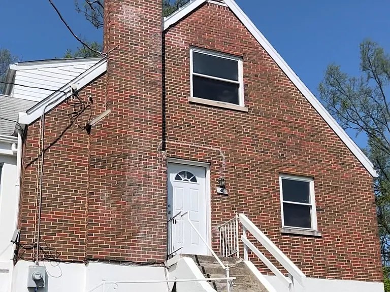 1401 Beech Ave — Photo 1