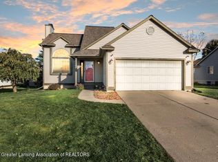 1258 Sumac Ln, Holt, MI 48842