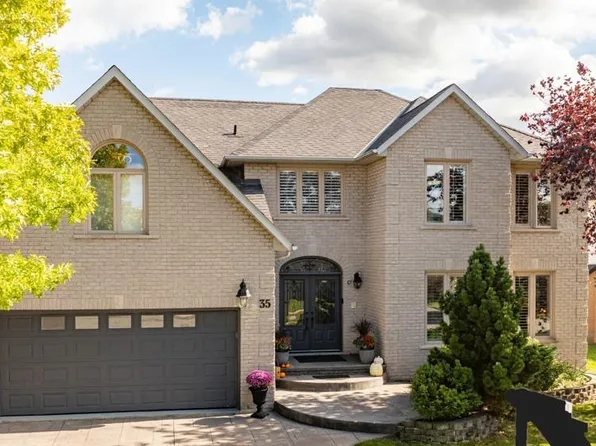 35 Lido Dr, Hamilton, ON L8E 5E8