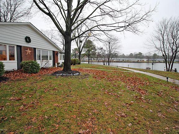 3rd image of 577A Lake Point Dr #100A