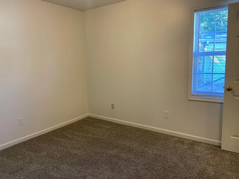 2020 Martin Luther King Jr Dr — Photo 8