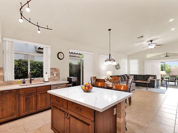 4th image of 2141 E ELECTRA Lane