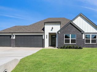 3595 E 154th Ct, Bixby, OK 74008