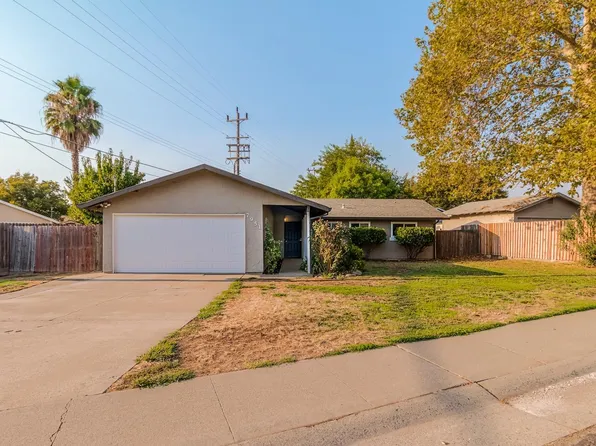 7951 Lichen Dr, Citrus Heights, CA 95621