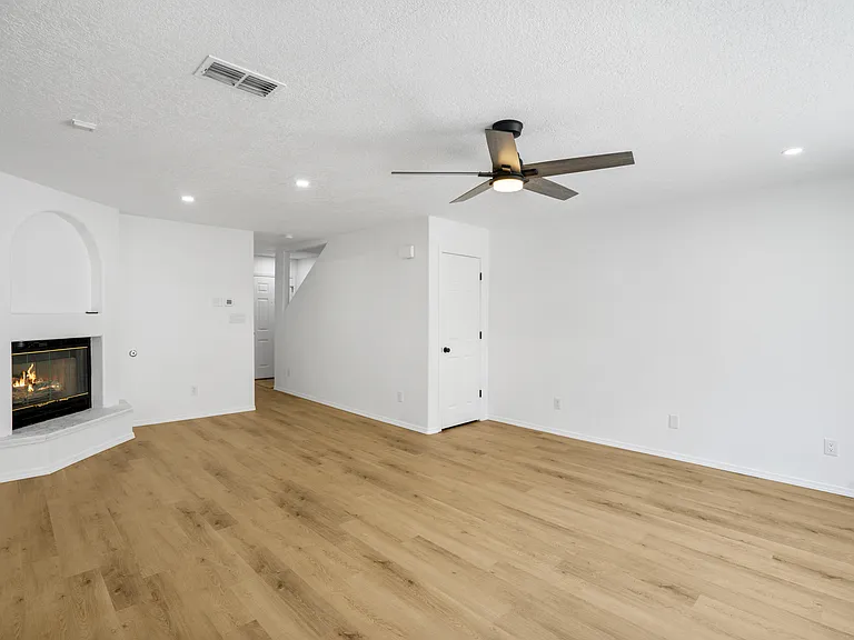4916 Sereno Dr NE — Photo 11