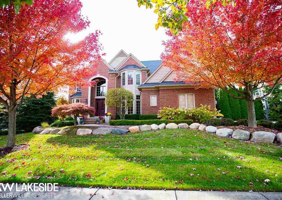 1st image of 55991 Ashbrooke Dr E