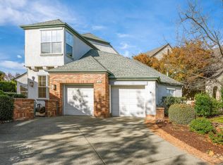 1889 Falcon Ridge Dr, Petaluma, CA 94954