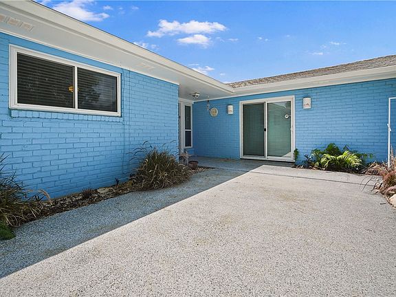 5th image of 3331 Bali Dr