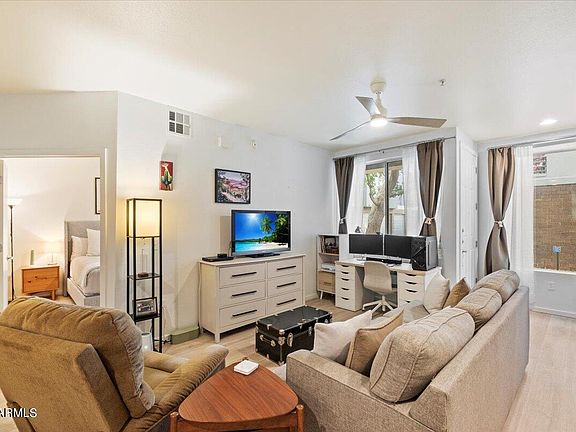 4th image of 3633 N 3RD Avenue #1063