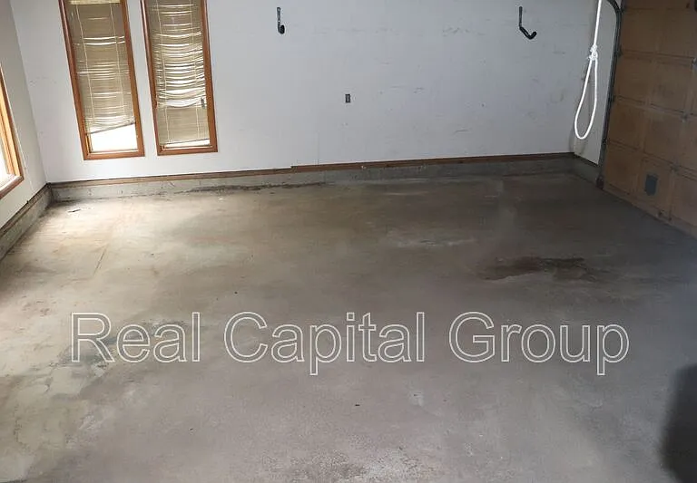 98 Beaver Dam Rd — Photo 29