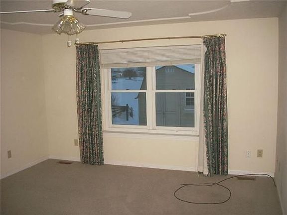 5th image of 11827 Grenadier Ln