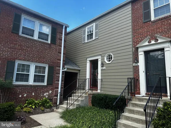 6676 Hillandale Rd #36, Chevy Chase, MD 20815