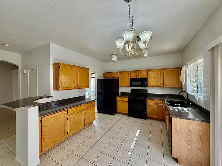 7932 Seabourn Ct — Photo 6