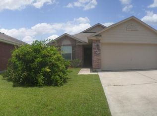 201 Yellowstone Dr, Victoria, TX 77904
