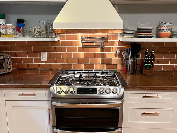 5th image of 3051 Mastin Ln