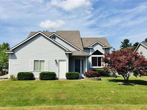 1st image of 261 Winding River Ln