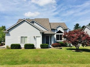 261 Winding River Ln, Williamston, MI 48895