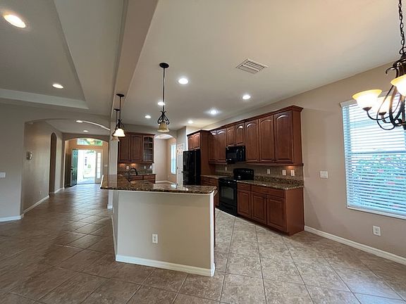 dinigveiw kitch_06102025