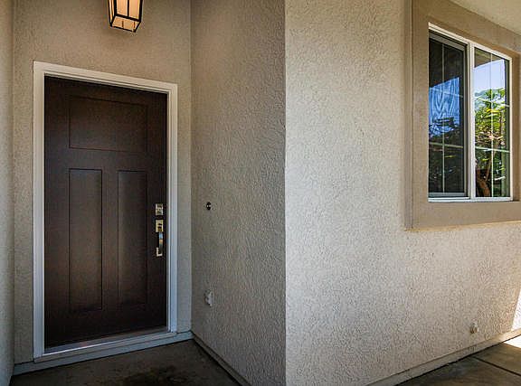 5th image of 1716 Fontenay Way