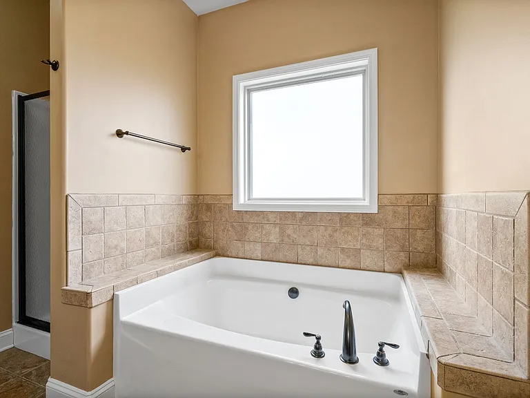 3706 Tradewinds Ter — Photo 22