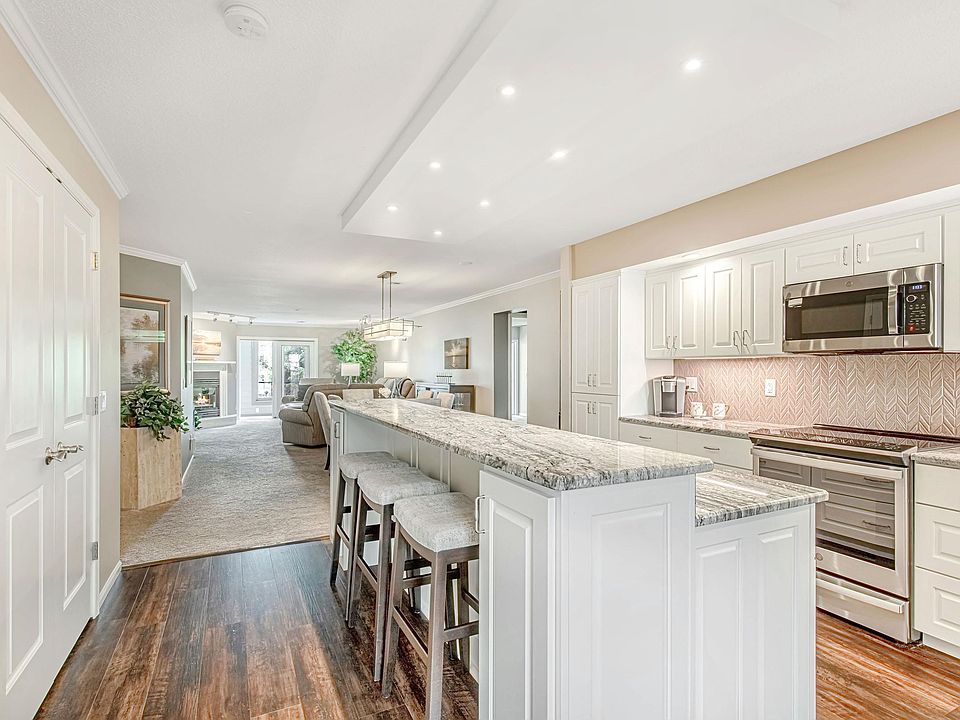 1st image of 5375 Mariners Cove Dr Unit 113