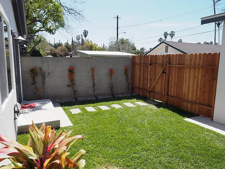 5044 Loleta Ave — Photo 11