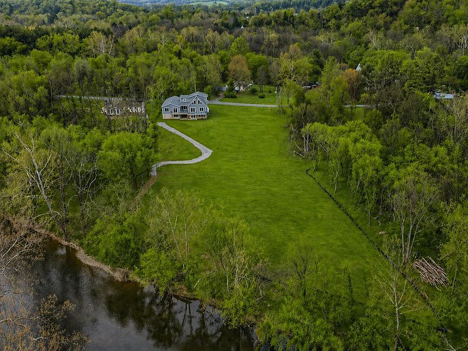 1st image of 628 Black Bear Rd