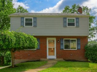 1132 Oblock Rd, Pittsburgh, PA 15239