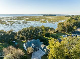 700 Sunset Cir, Beaufort, SC 29906