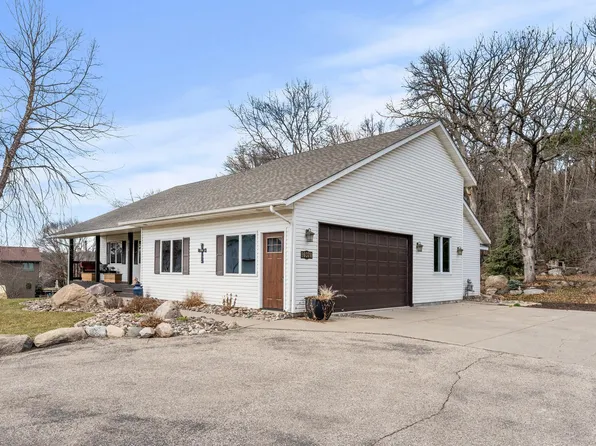 10370 Kimberly Ct S, Cottage Grove, MN 55016