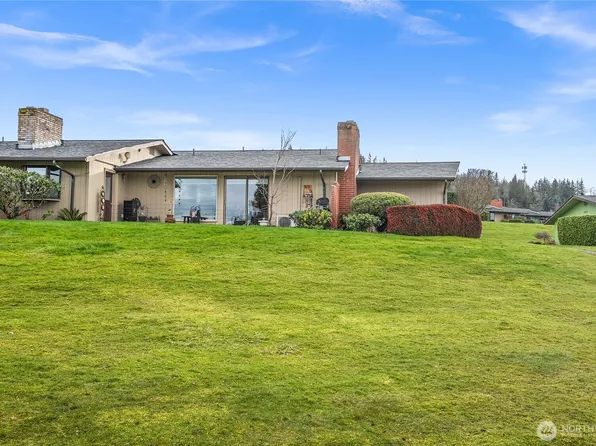 1301 S Third Avenue #15D, Sequim, WA 98382