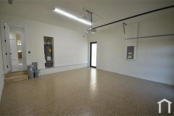 2416 Diplomat Pkwy W — Photo 48
