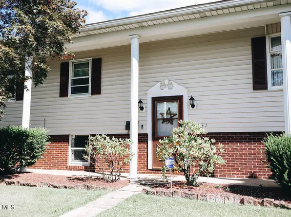 1631 Van Buren Ave, Altoona, PA 16602