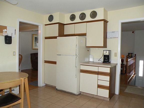 Lots of Cabinet Space