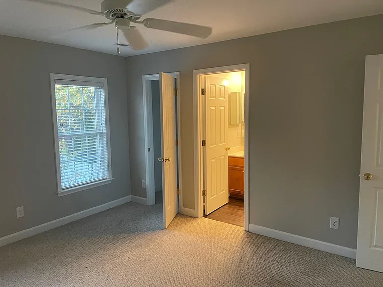 5482 Hill Top St — Photo 8